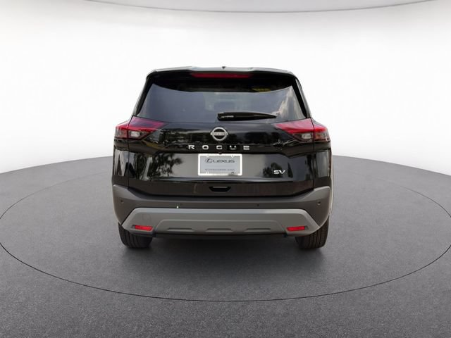 Used 2022 Nissan Rogue SV FWD image 4