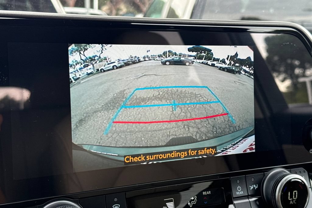 Certified 2025 Toyota Highlander XLE AWD/4WD image 19