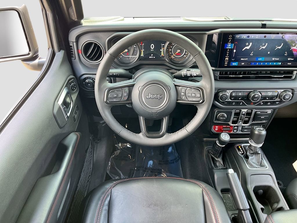 Certified 2025 Jeep Wrangler Unlimited Rubicon AWD/4WD image 22