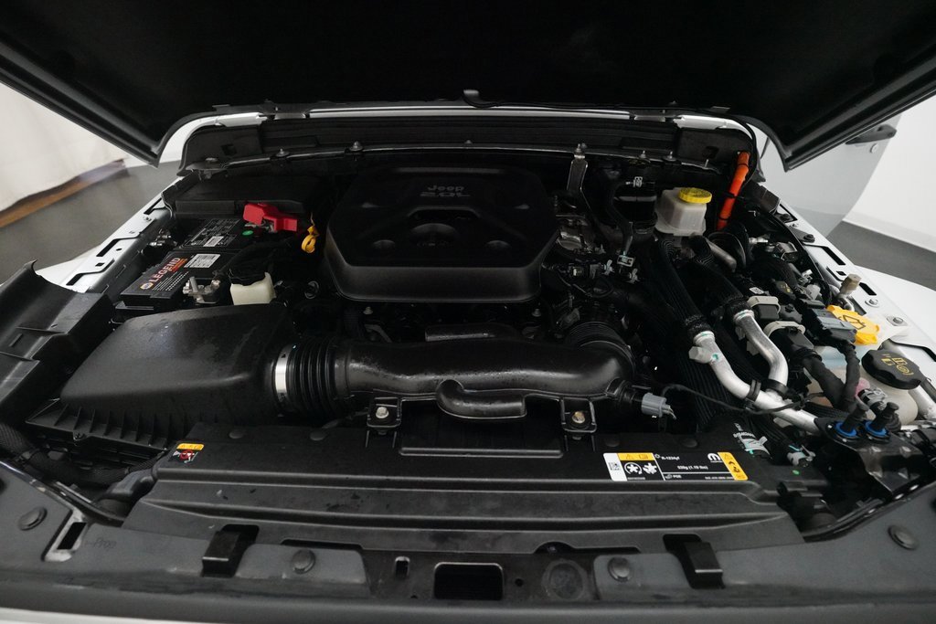 Used 2022 Jeep Wrangler Unlimited Sahara image 3