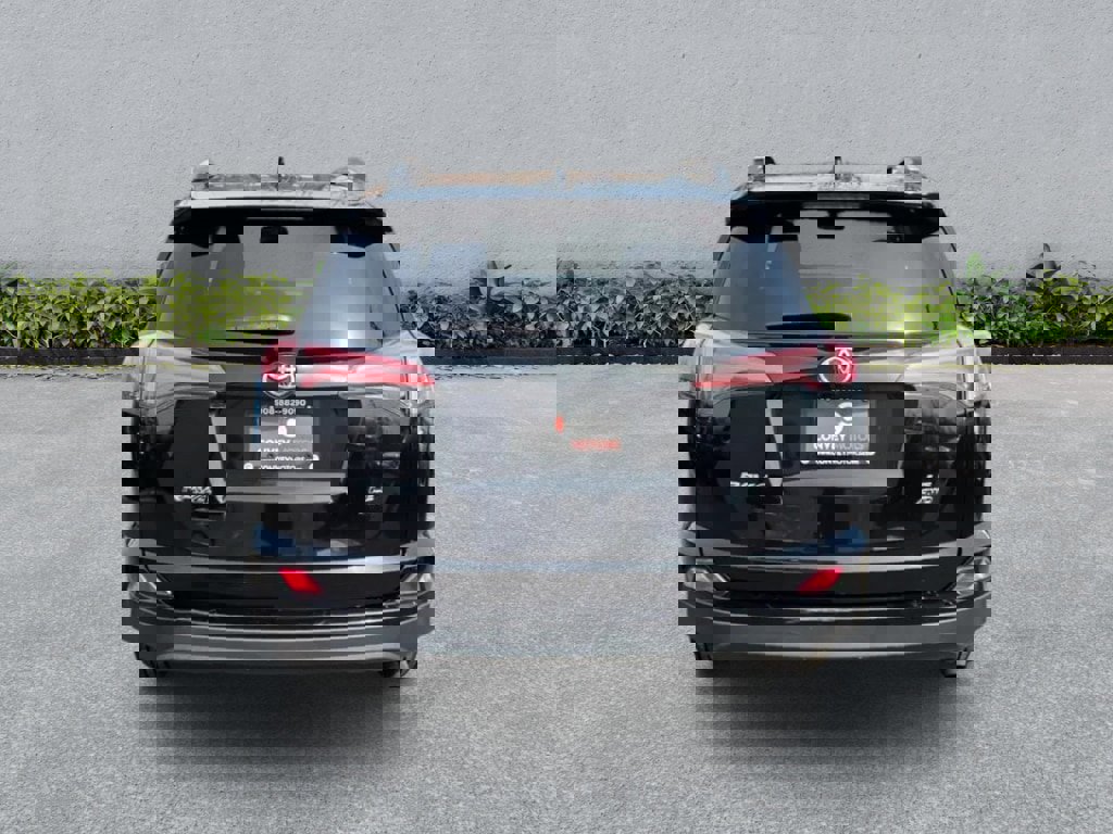 Used 2017 Toyota RAV4 LE w/ All Weather Liner Package image 7