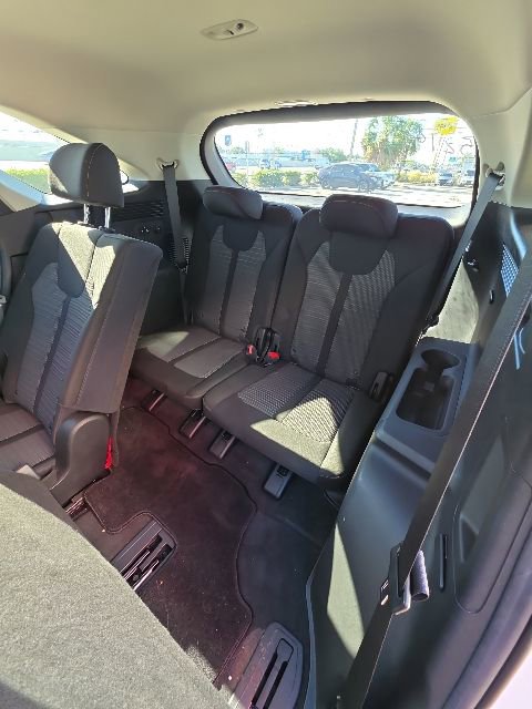 Used 2023 Kia Sorento LX FWD image 26