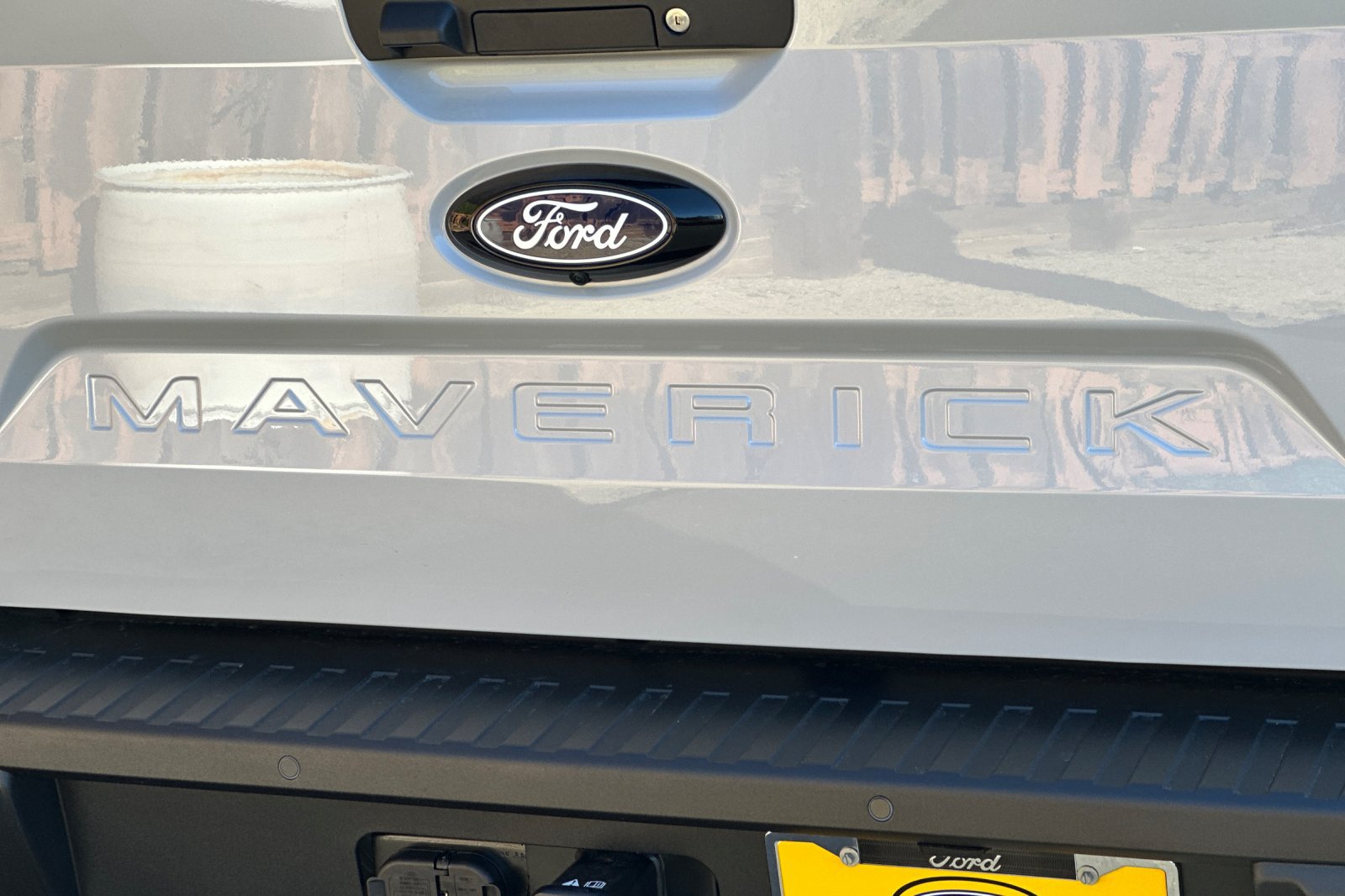 New 2026 Ford Maverick Lariat w/ Black Appearance Package AWD/4WD image 21