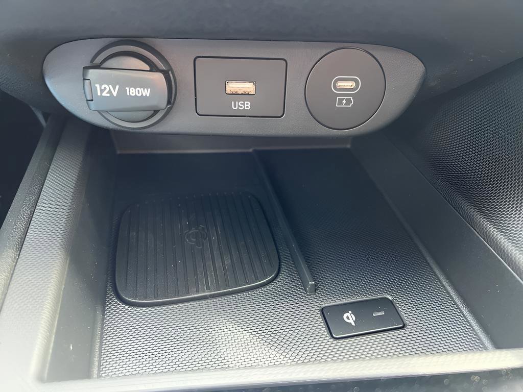 Used 2025 Hyundai Elantra SEL w/ Cargo Package image 27