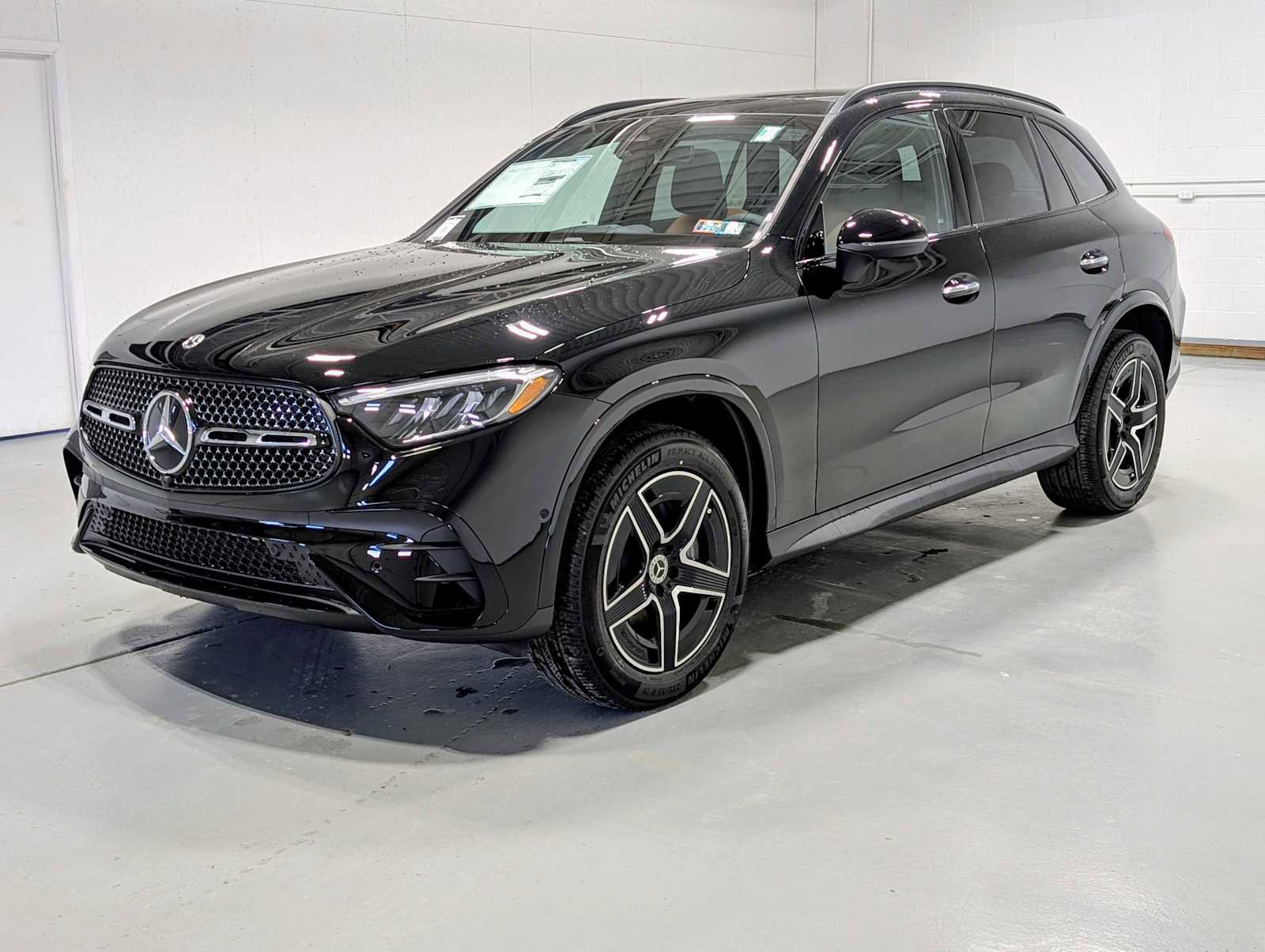 New 2026 Mercedes-Benz GLC 300 4MATIC image 1