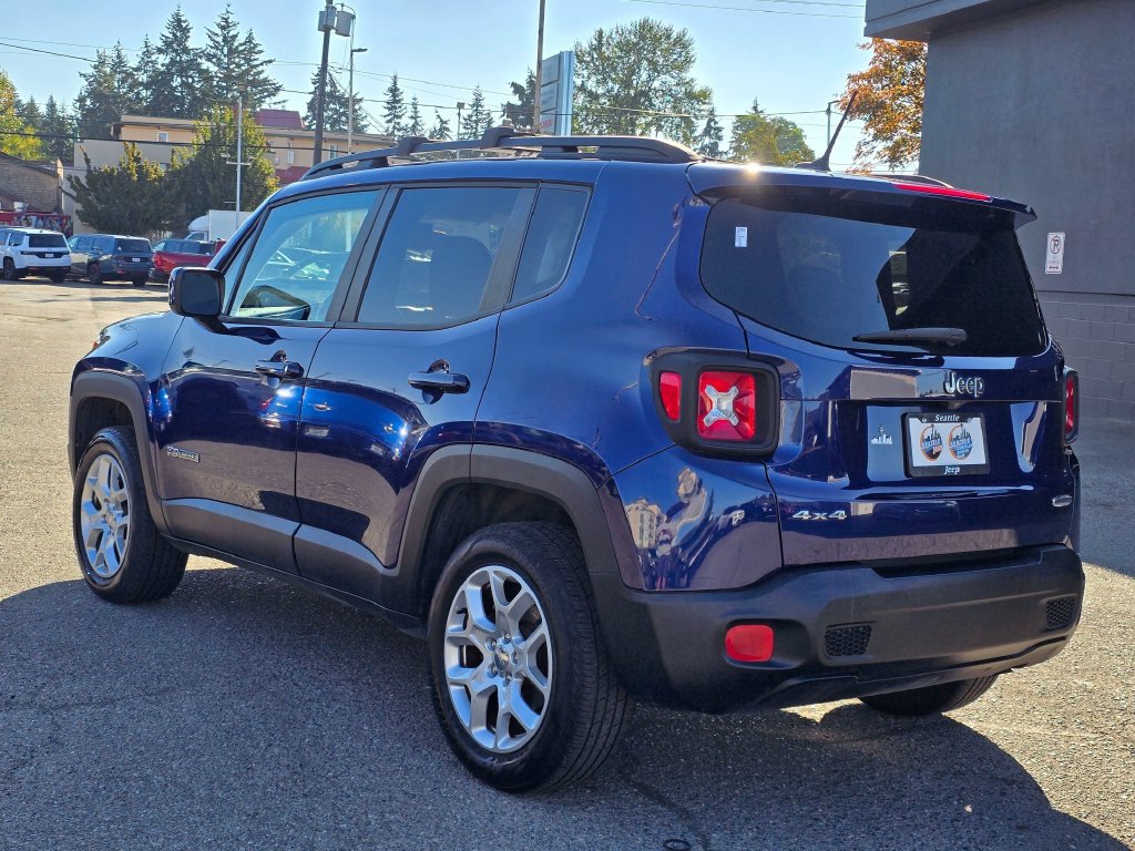 Used 2017 Jeep Renegade Latitude w/ Safety & Security Group AWD/4WD image 7