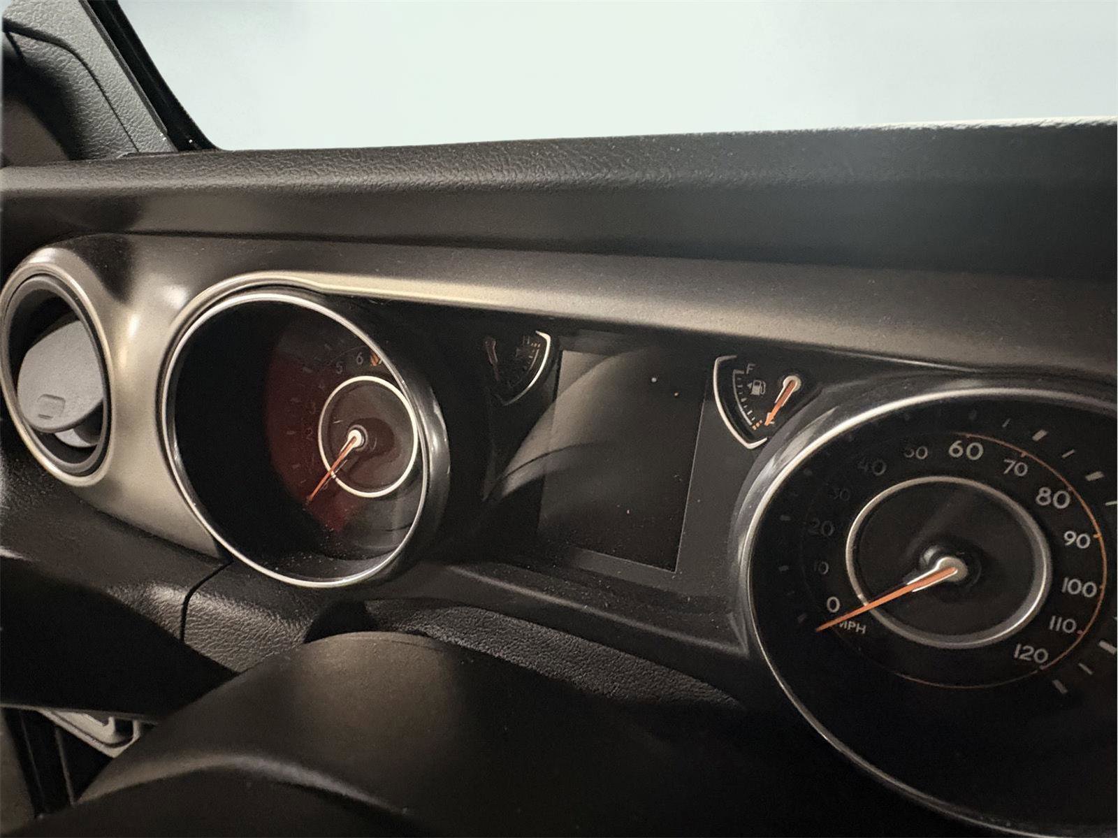 Used 2018 Jeep Wrangler Unlimited Sport image 30