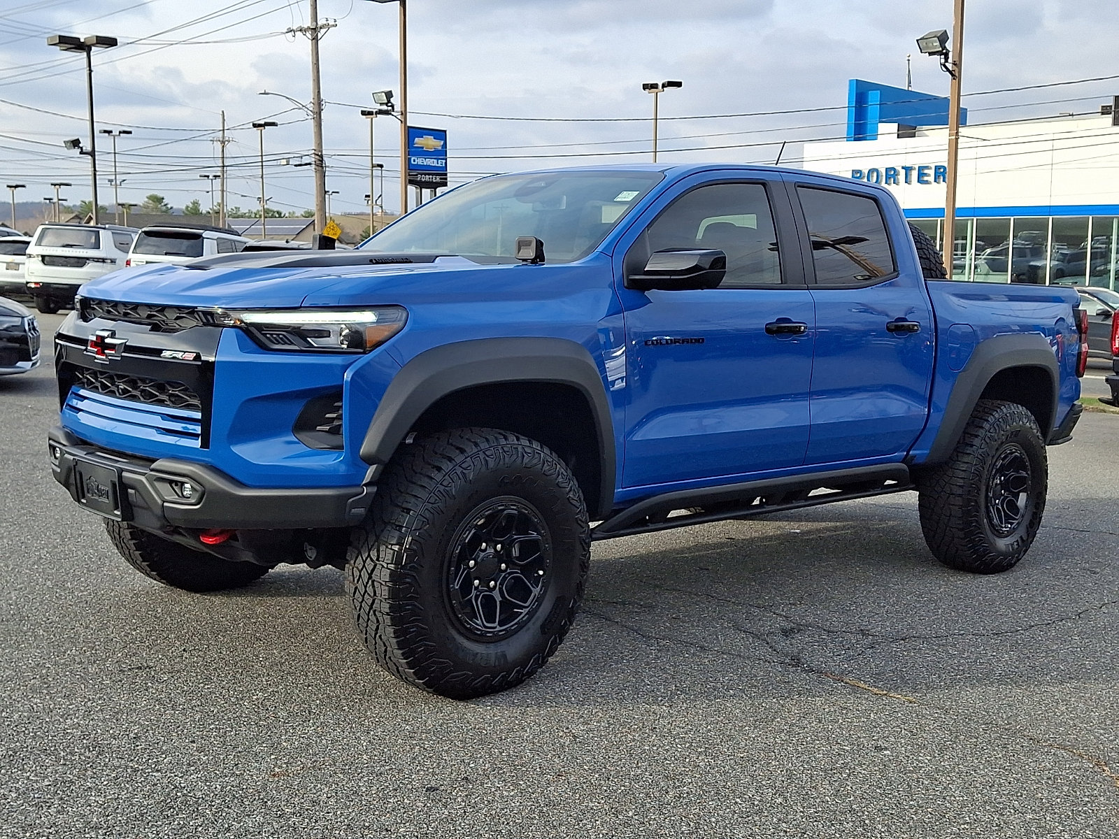 Used 2025 Chevrolet Colorado ZR2 w/ ZR2 Bison Edition image 3
