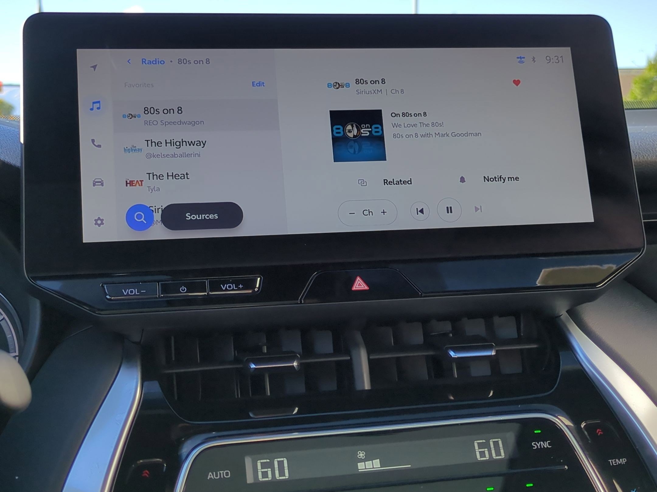 Used 2024 Toyota Venza Nightshade image 22