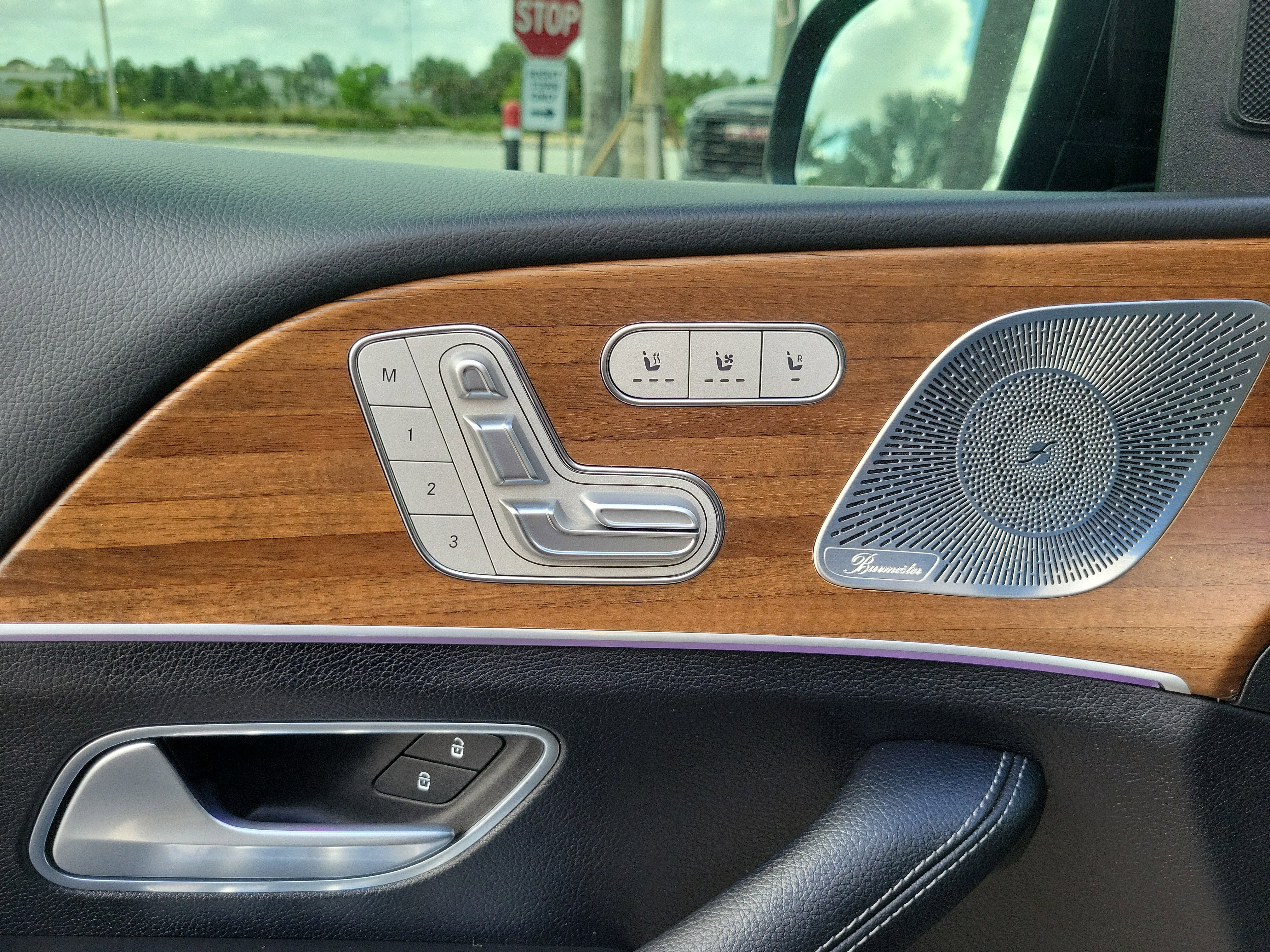 Used 2025 Mercedes-Benz GLE 580 4MATIC image 25