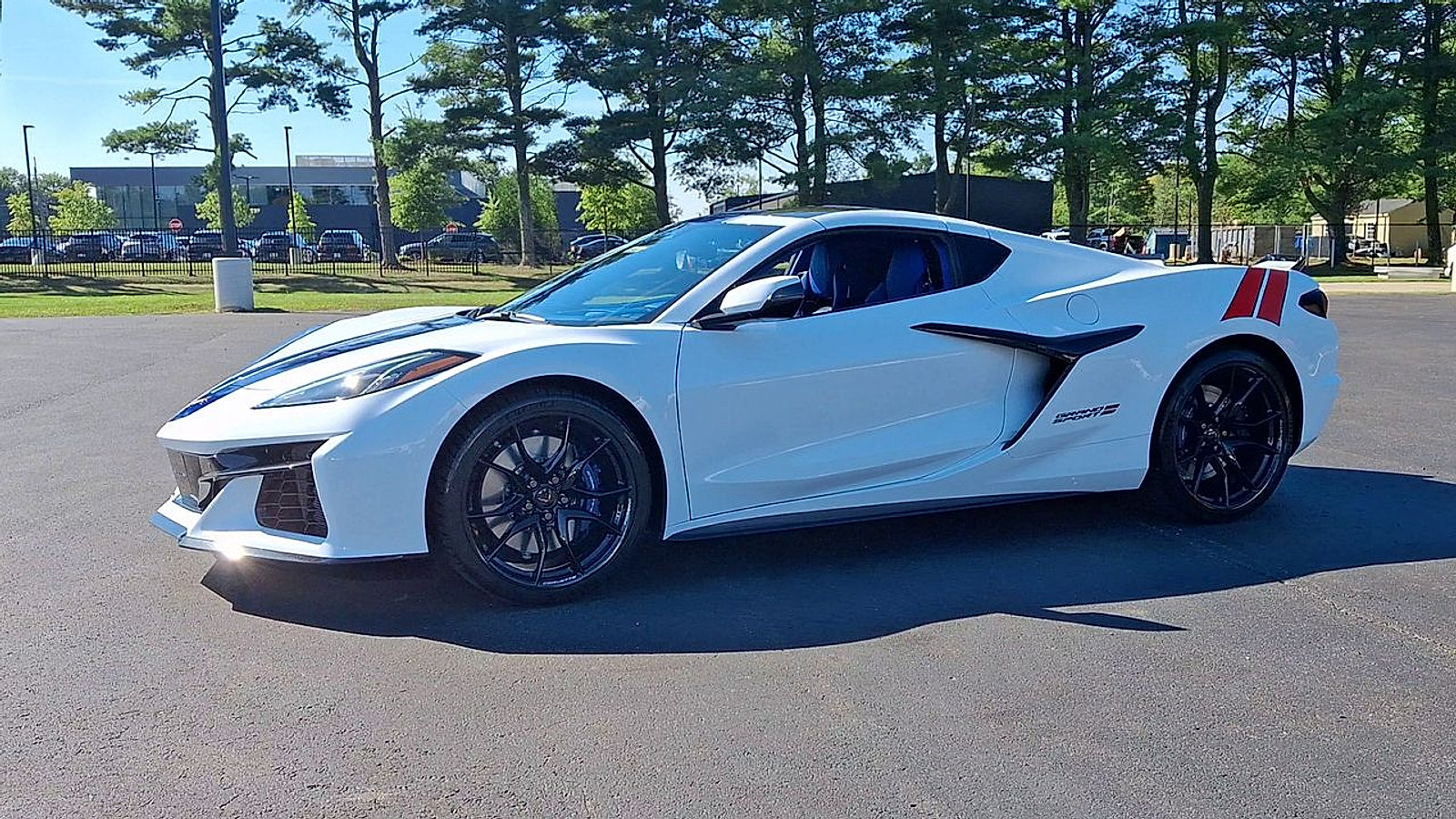 New 2027 Chevrolet Corvette Grand Sport w/ Z52 Sport Performance Package RWD image 7