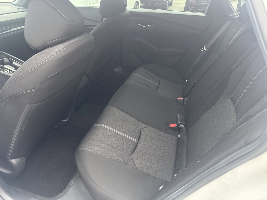 Used 2023 Honda Accord Sport image 7