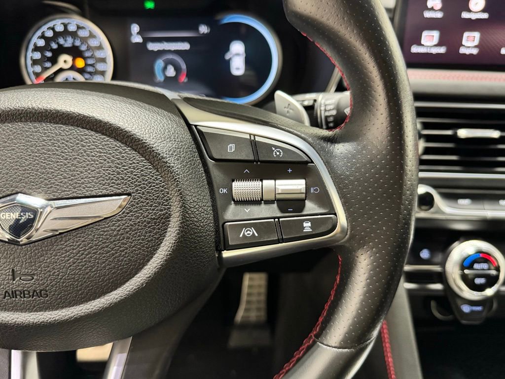 Used 2023 Genesis G70 2.0T w/ Sport Prestige Package image 24