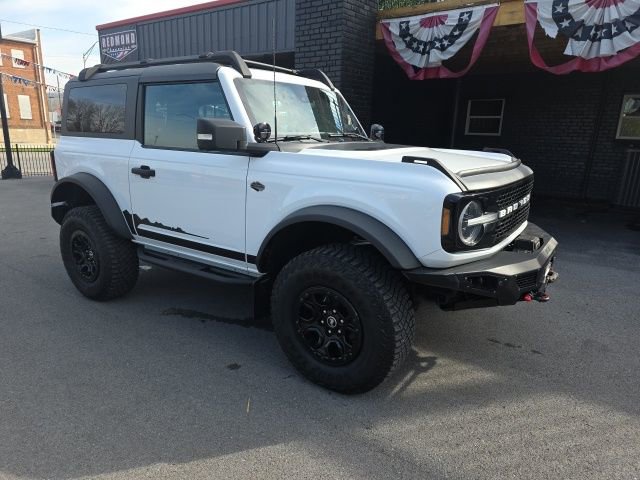Used 2022 Ford Bronco Wildtrak image 3