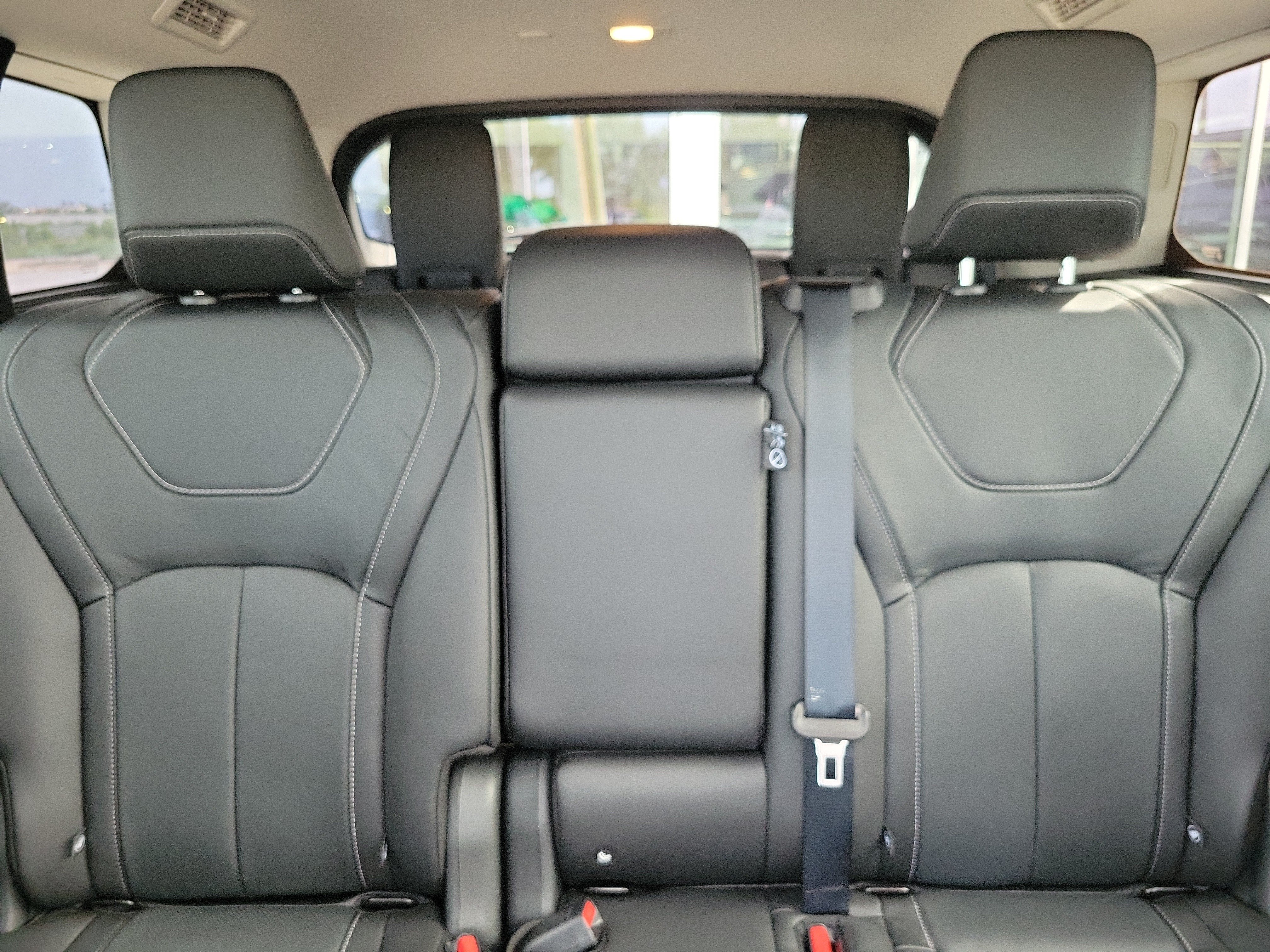 Used 2025 INFINITI QX60 Pure AWD/4WD image 16