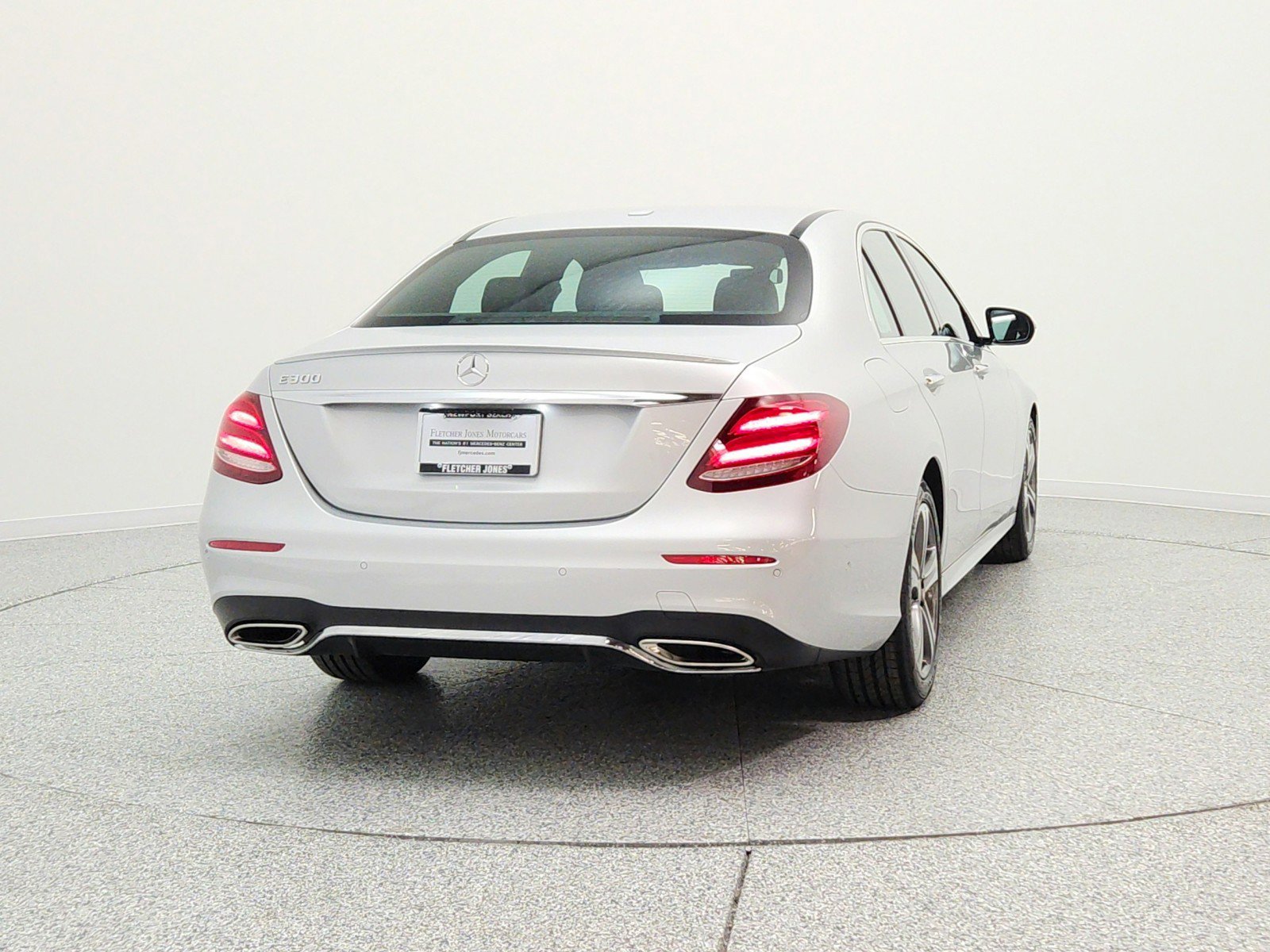 Used 2019 Mercedes-Benz E 300 image 6