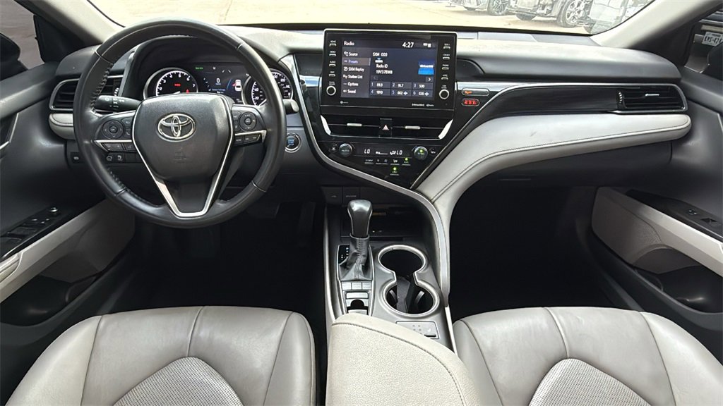 Used 2023 Toyota Camry XLE image 18