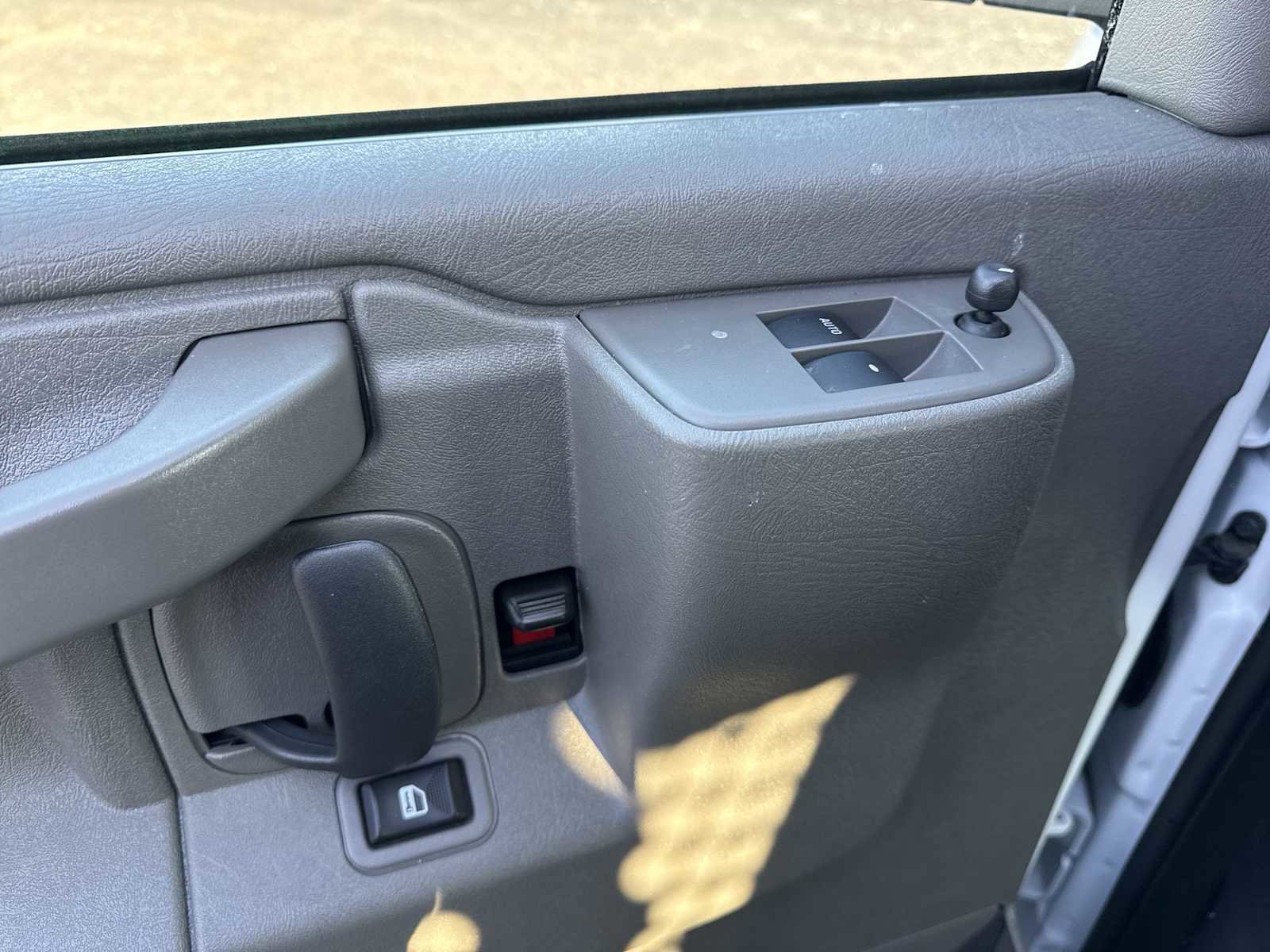 Certified 2024 GMC Savana 2500 w/ Driver Convenience Package RWD image 13
