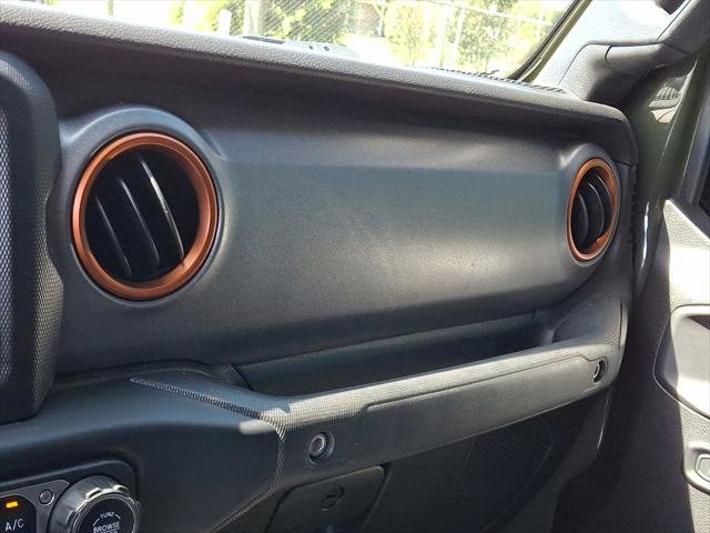 Certified 2021 Jeep Gladiator Mojave w/ LED Lighting Group AWD/4WD image 31