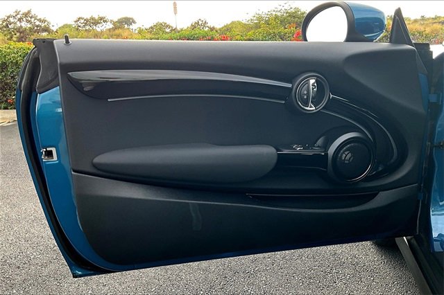 Used 2024 MINI Cooper SE image 18