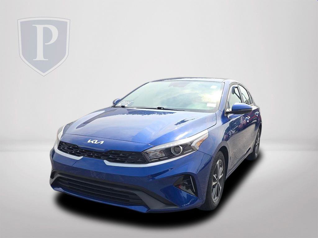 Used 2024 Kia Forte LXS w/ LXS Technology Package FWD image 12
