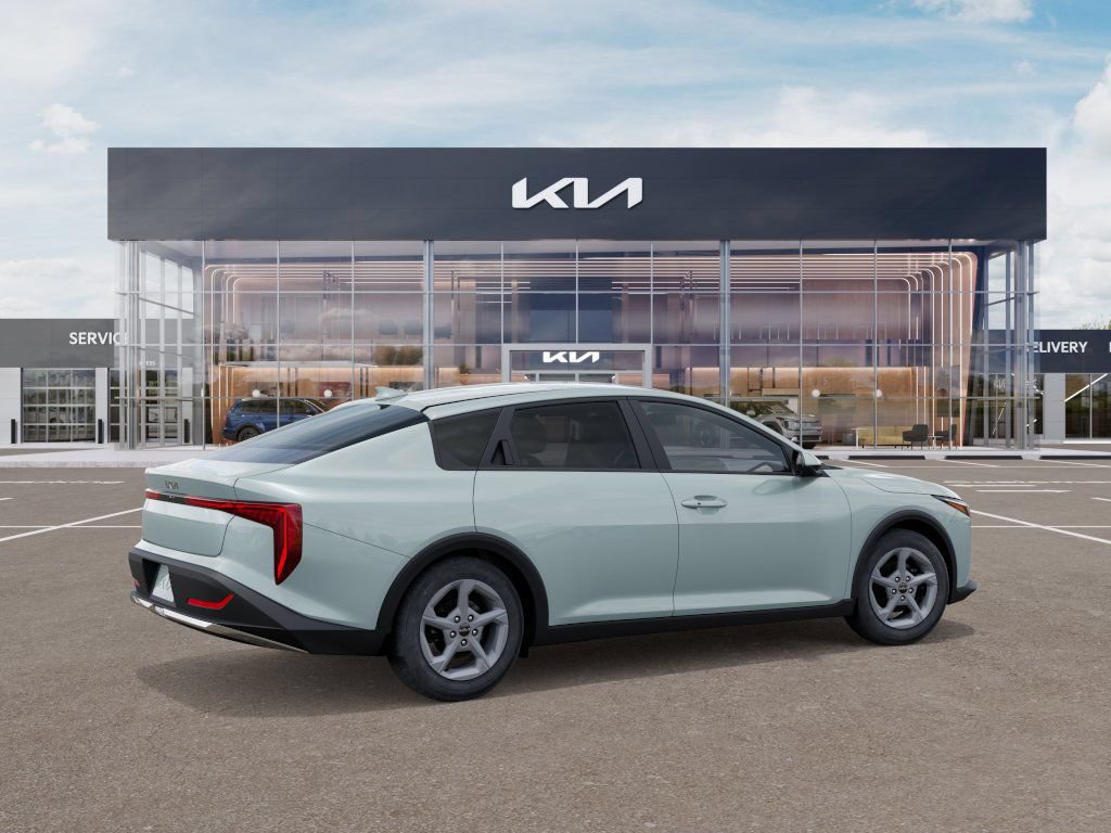 Certified 2025 Kia K4 FWD image 6