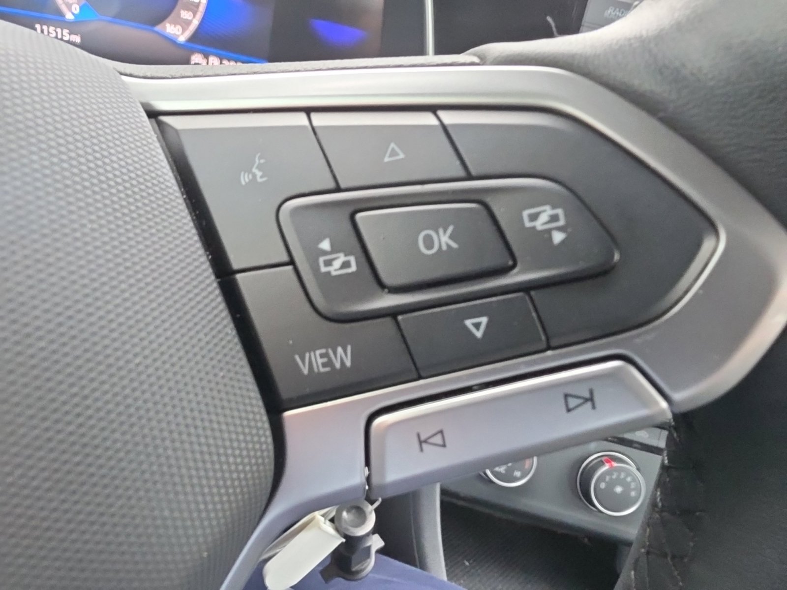 Certified 2024 Volkswagen Jetta Sport FWD image 31