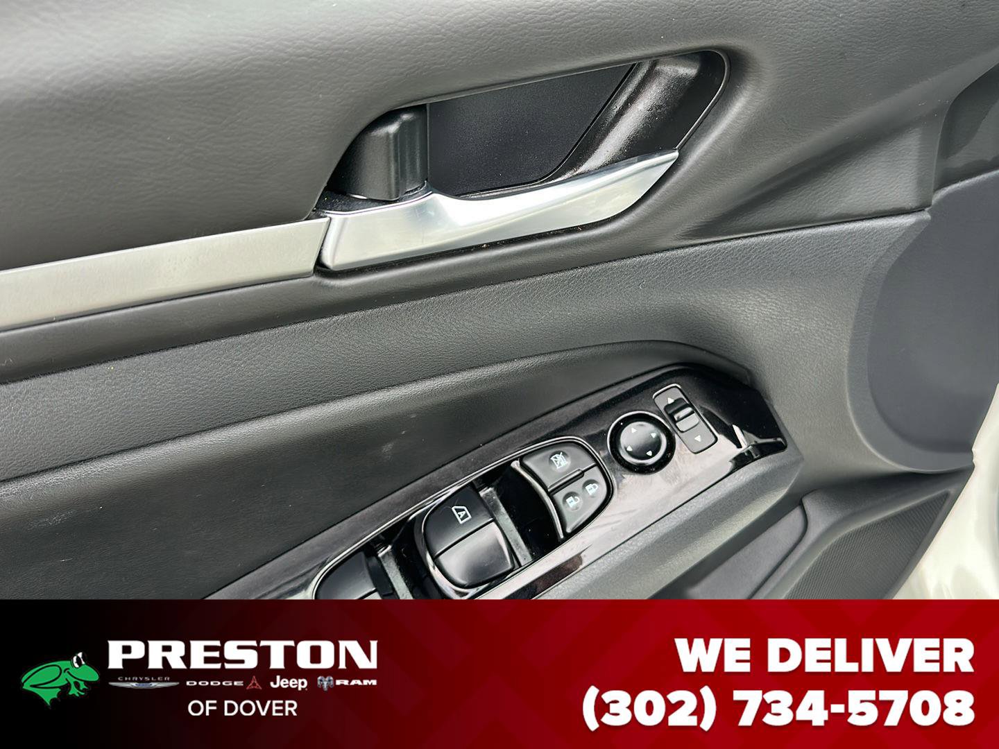 Used 2023 Nissan Altima 2.5 SV image 13