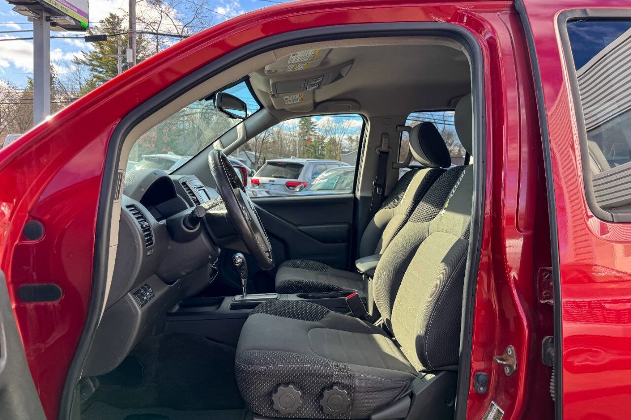 Used 2018 Nissan Frontier PRO-4X image 24