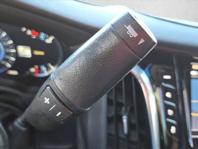Used 2019 Cadillac Escalade Luxury RWD image 15