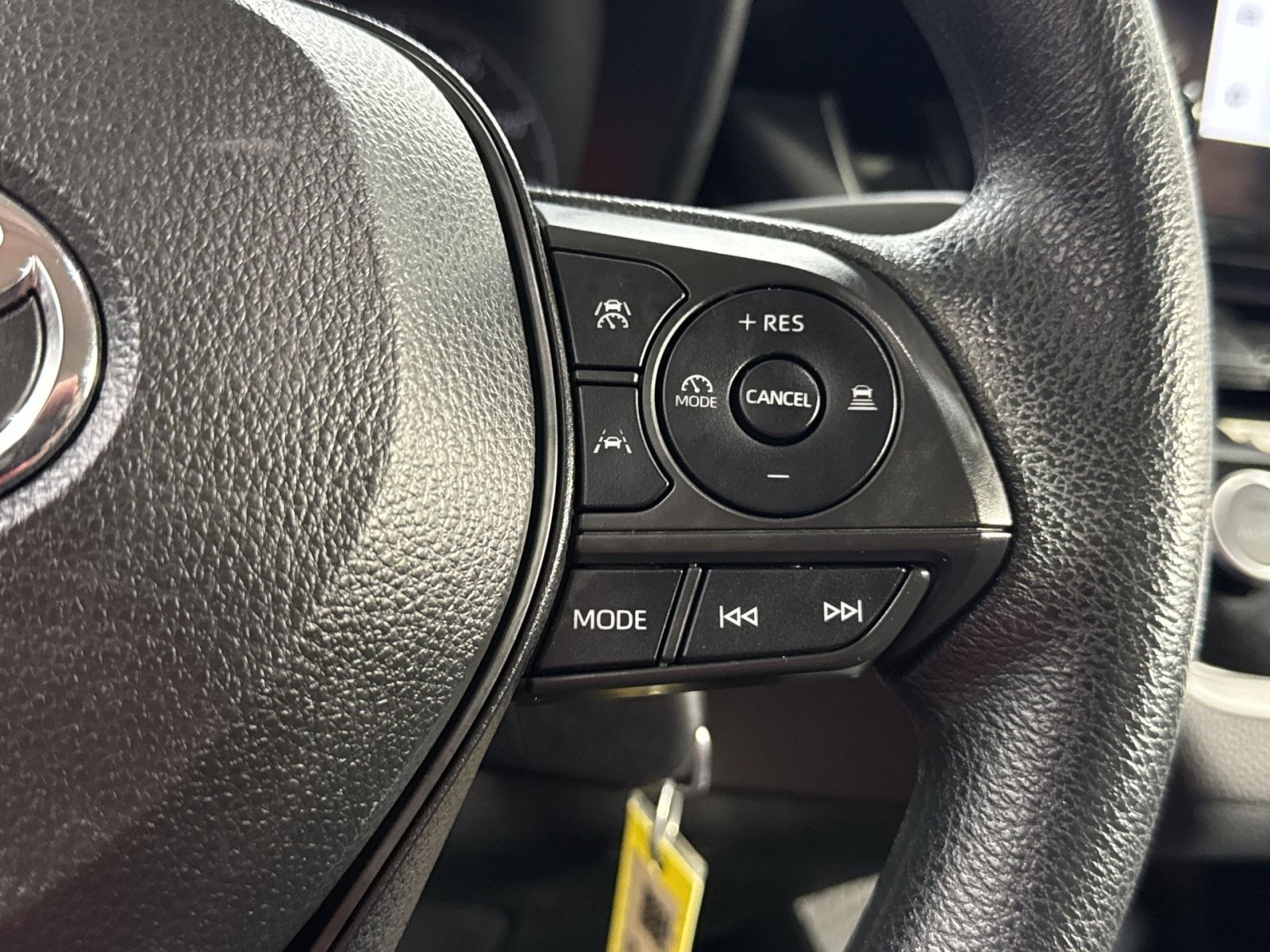 Used 2023 Toyota Corolla LE FWD image 44
