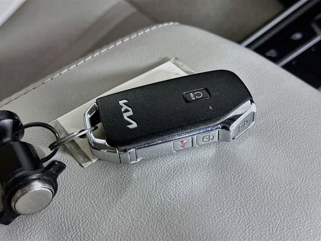 Used 2023 Kia Sorento S w/ Panoramic Sunroof Package FWD image 22