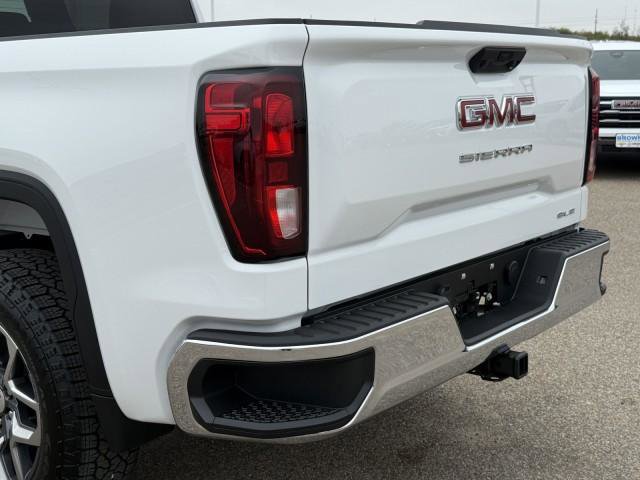 New 2026 GMC Sierra 1500 SLE image 17
