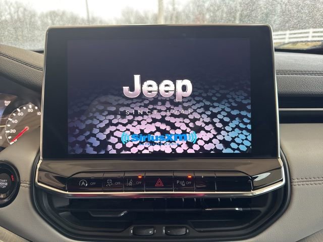 Used 2022 Jeep Compass Limited image 19