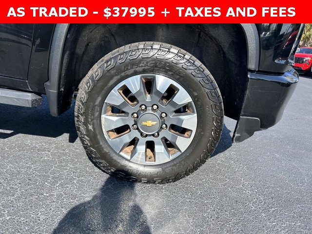 Used 2023 Chevrolet Silverado 2500 Custom w/ Custom Value Package image 8