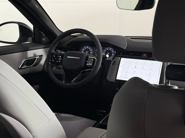 Certified 2026 Land Rover Range Rover Velar Dynamic SE AWD/4WD image 34