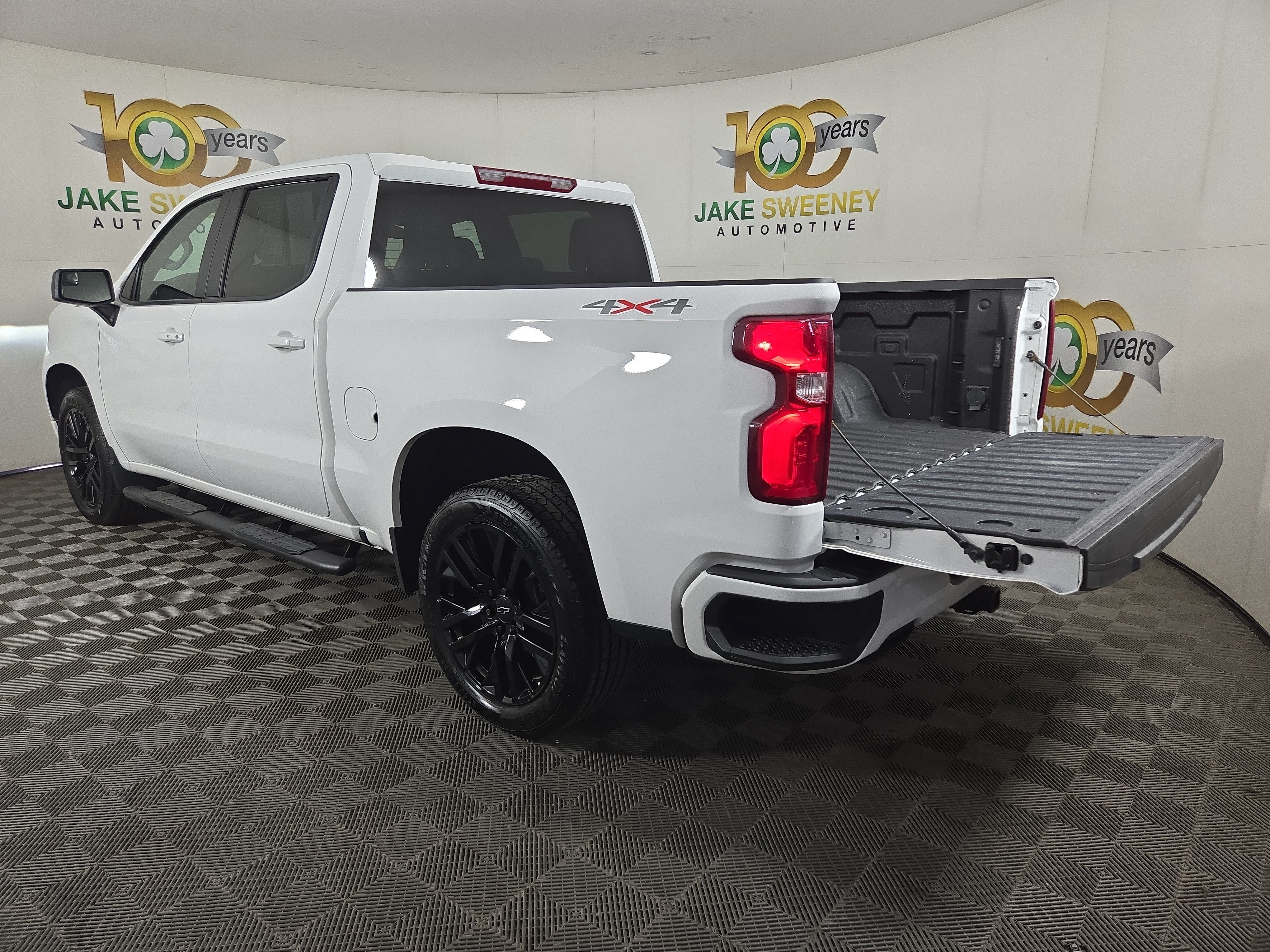 Certified 2024 Chevrolet Silverado 1500 RST w/ Rally Edition AWD/4WD image 30