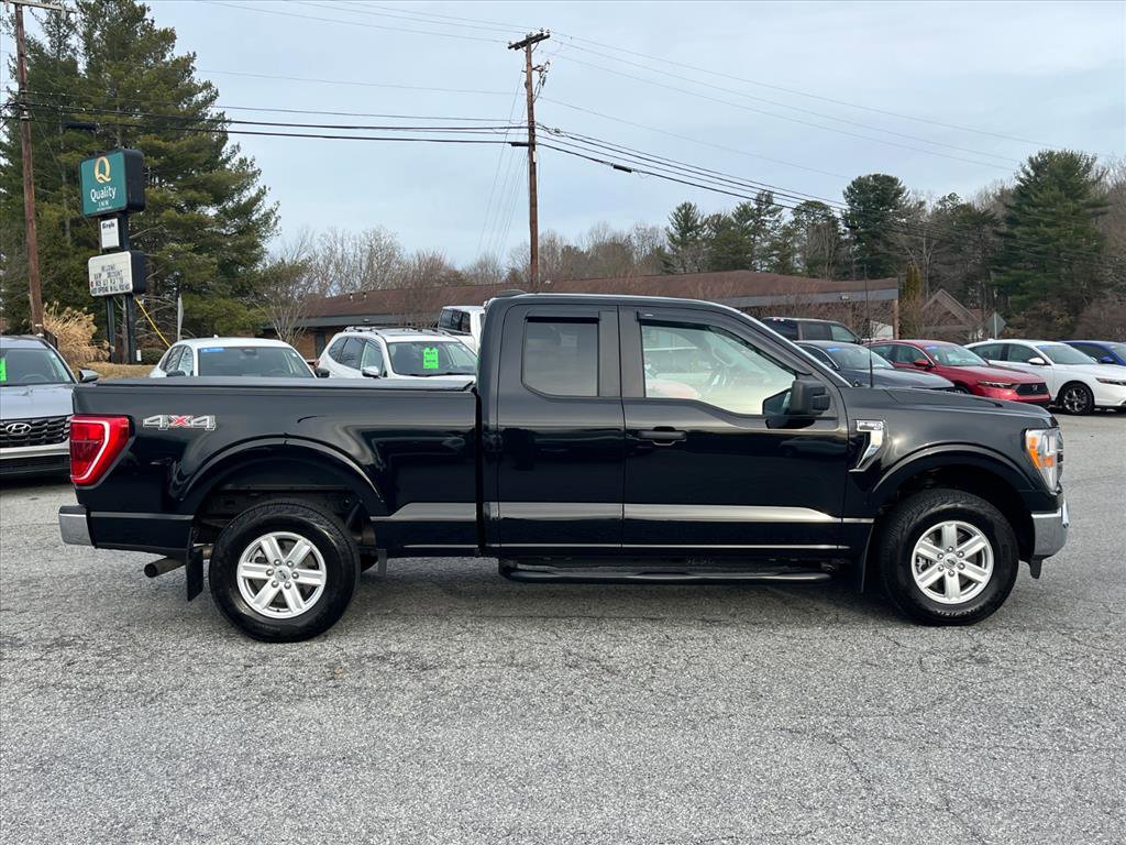 Used 2022 Ford F150 XLT w/ Trailer Tow Package image 3