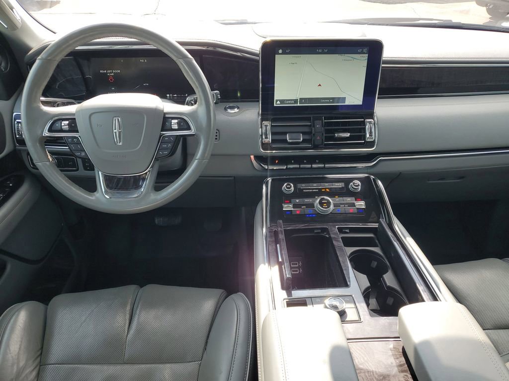 Used 2019 Lincoln Navigator Reserve w/ Cargo Package AWD/4WD image 25