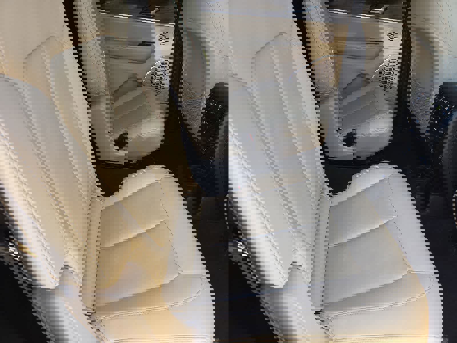 Used 2022 Jeep Grand Cherokee L Limited image 19