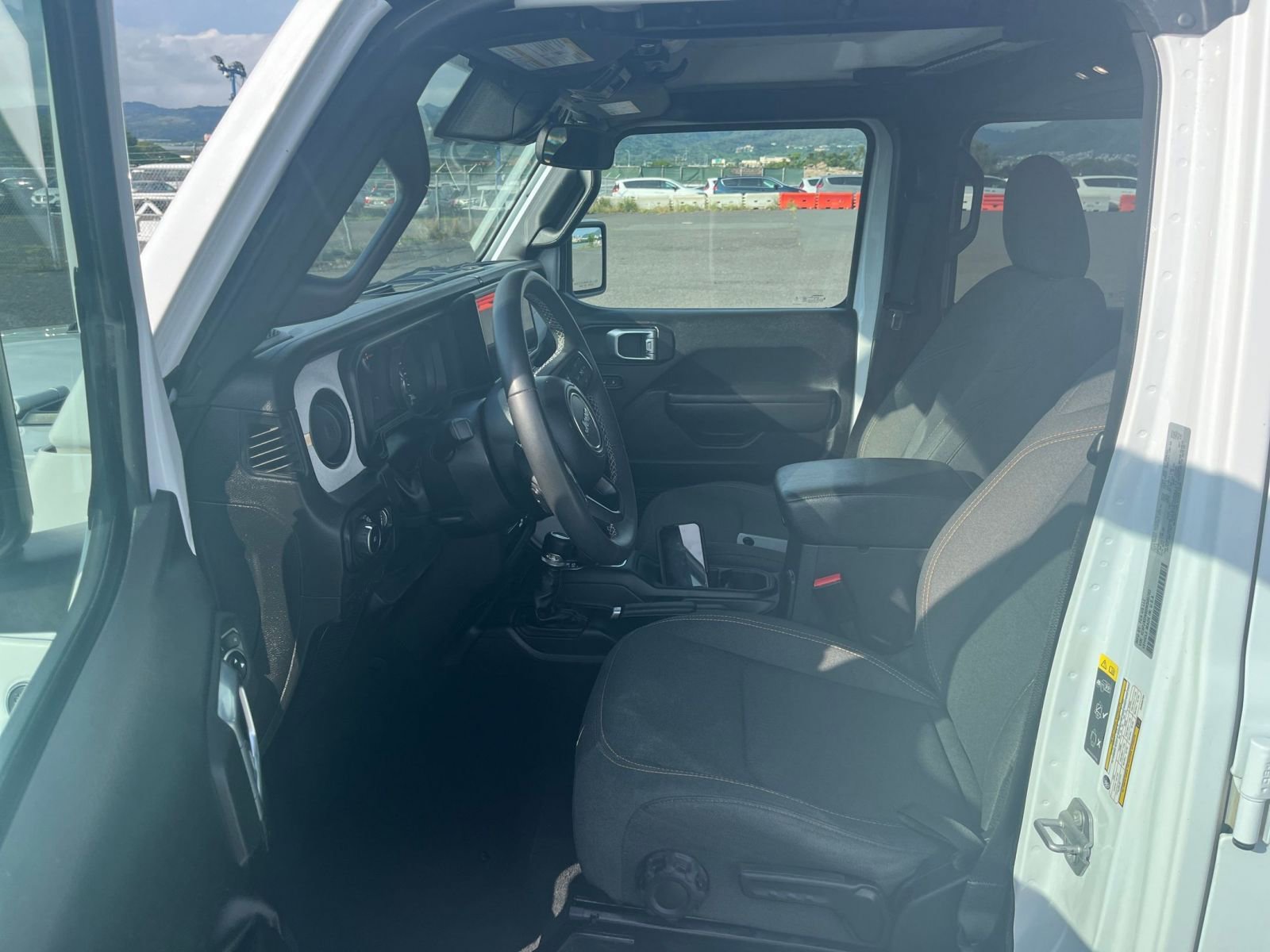 Used 2025 Jeep Wrangler Sport S AWD/4WD image 25