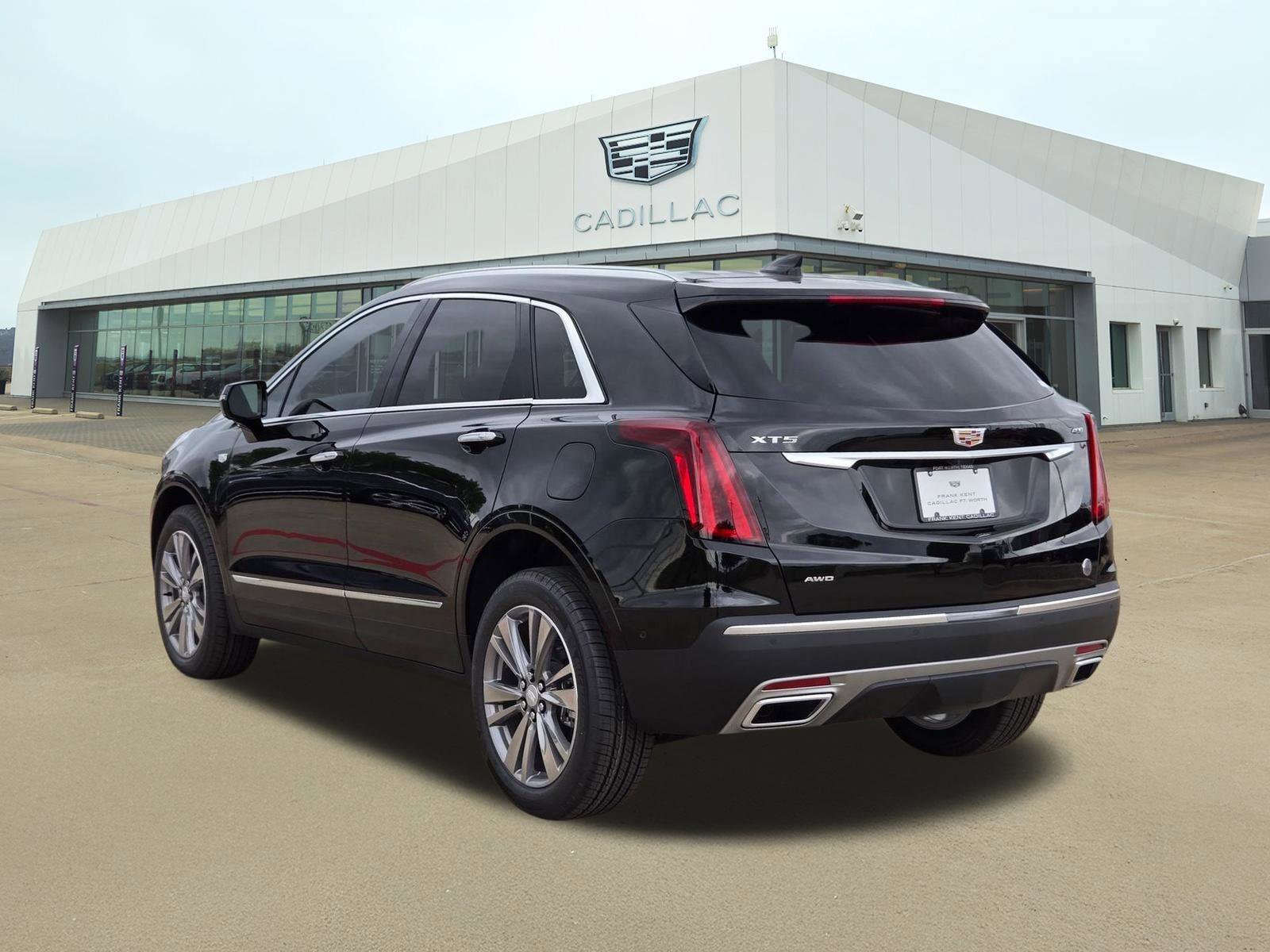 New 2026 Cadillac XT5 Premium Luxury w/ Driver Assist Package AWD/4WD image 4