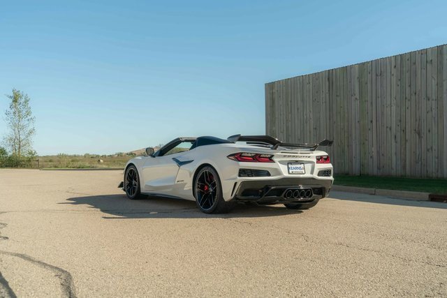 Used 2025 Chevrolet Corvette Z06 w/ Z07 Performance Package image 32