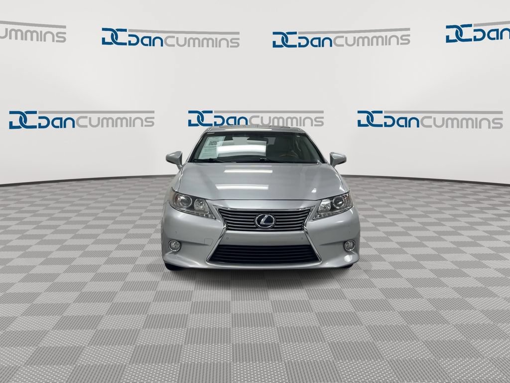 Used 2013 Lexus ES 300h w/ Premium Pkg FWD image 3