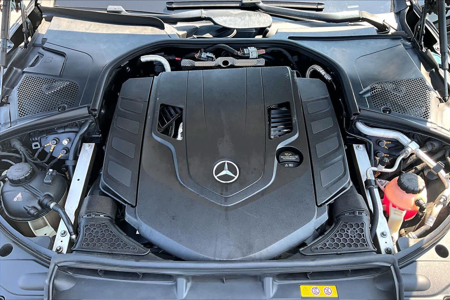 Used 2021 Mercedes-Benz S 580 4MATIC Sedan w/ AMG Line image 33