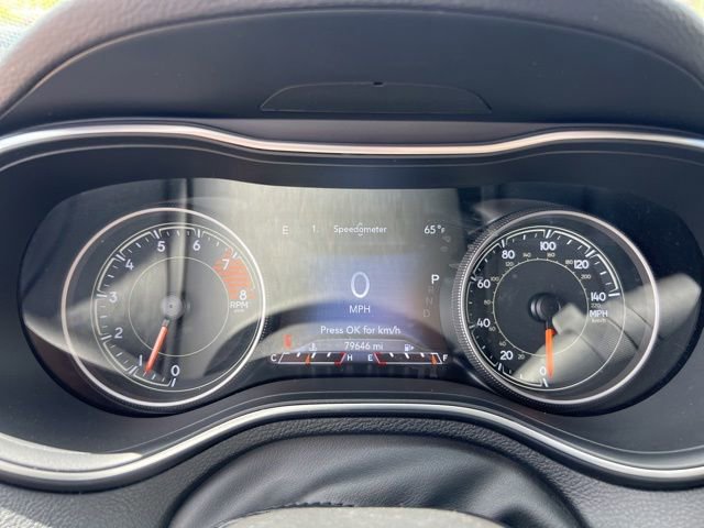 Used 2019 Jeep Cherokee Limited AWD/4WD image 12
