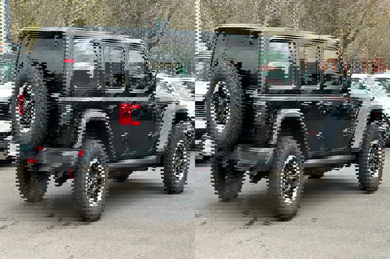 Used 2022 Jeep Wrangler Unlimited Rubicon w/ LED Lighting Group image 2