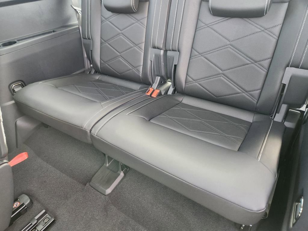 New 2026 Volkswagen Atlas SE image 19