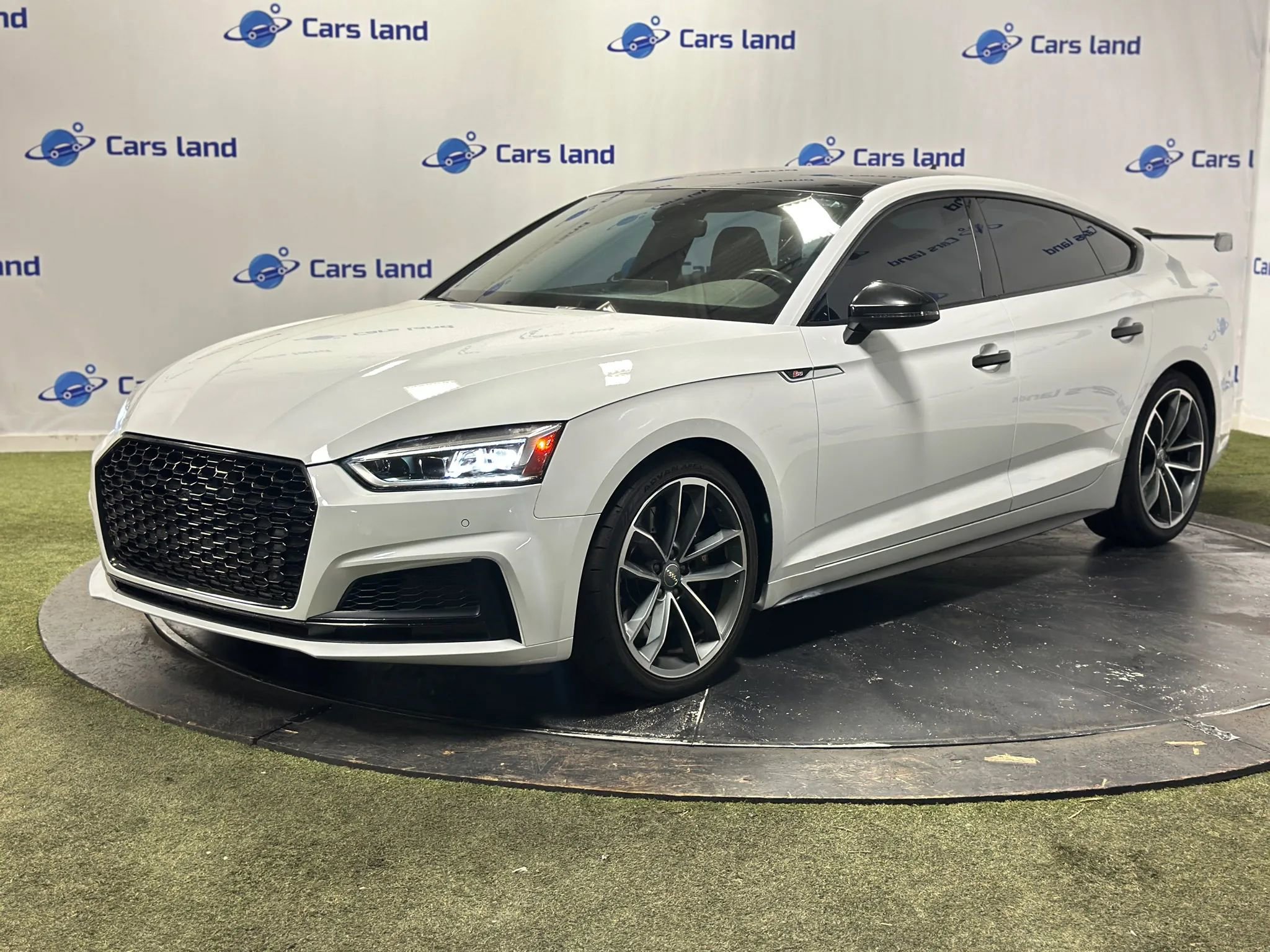 Used 2019 Audi S5 Premium Plus w/ Premium Plus image 6