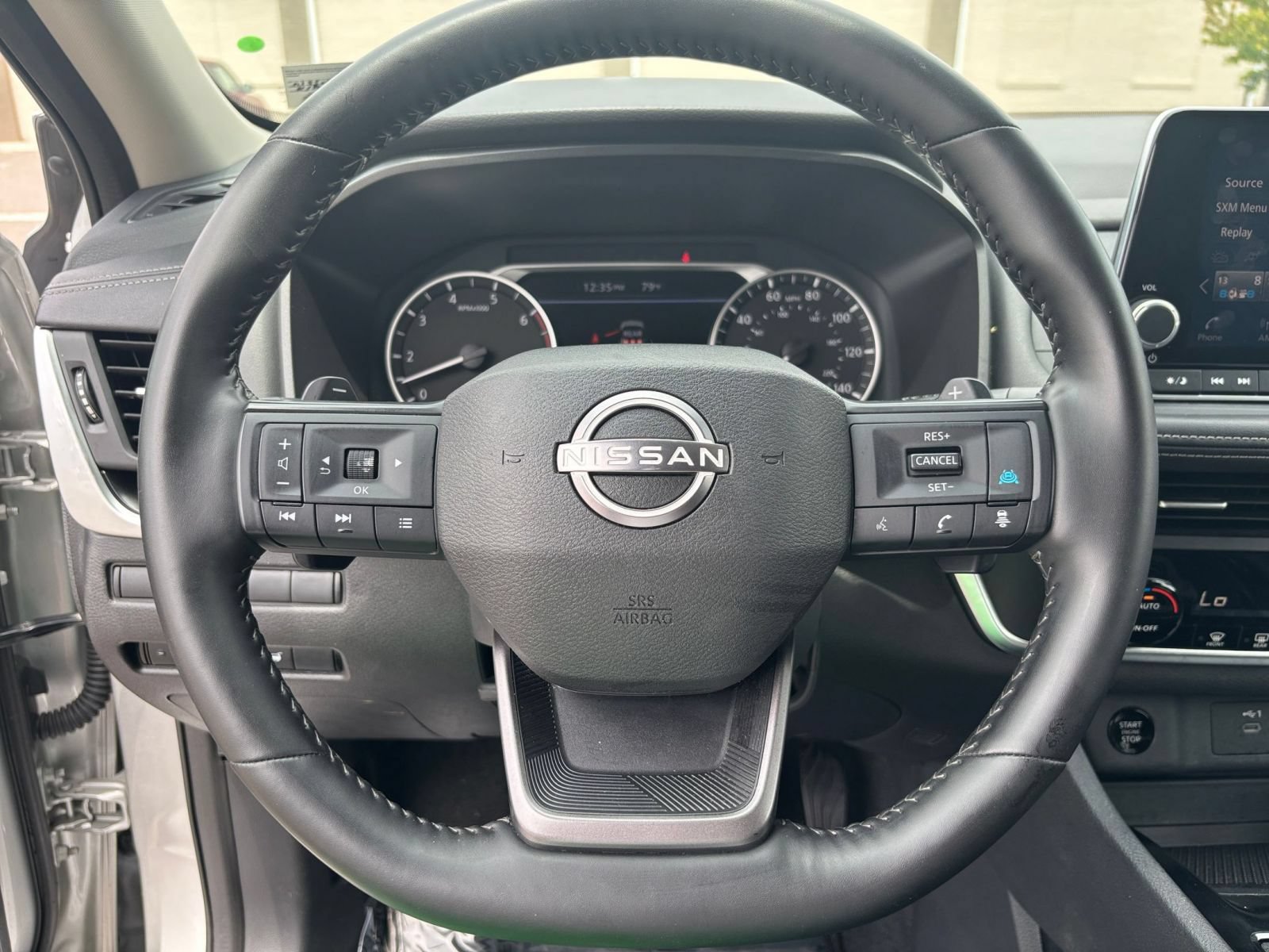 Used 2025 Nissan Rogue SV AWD/4WD image 26
